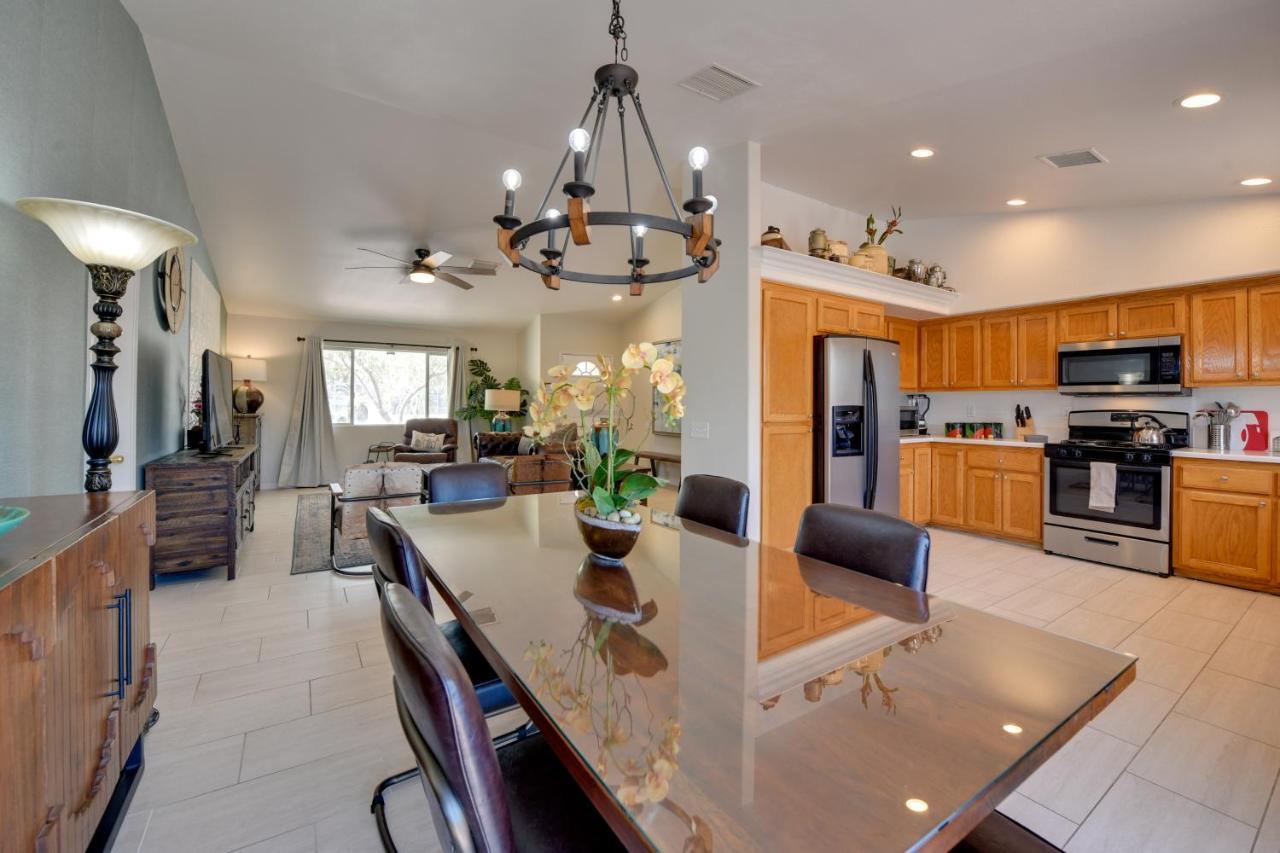 Updated Abode 22 Mi To Joshua Tree National Park! Morongo Valley Exteriör bild