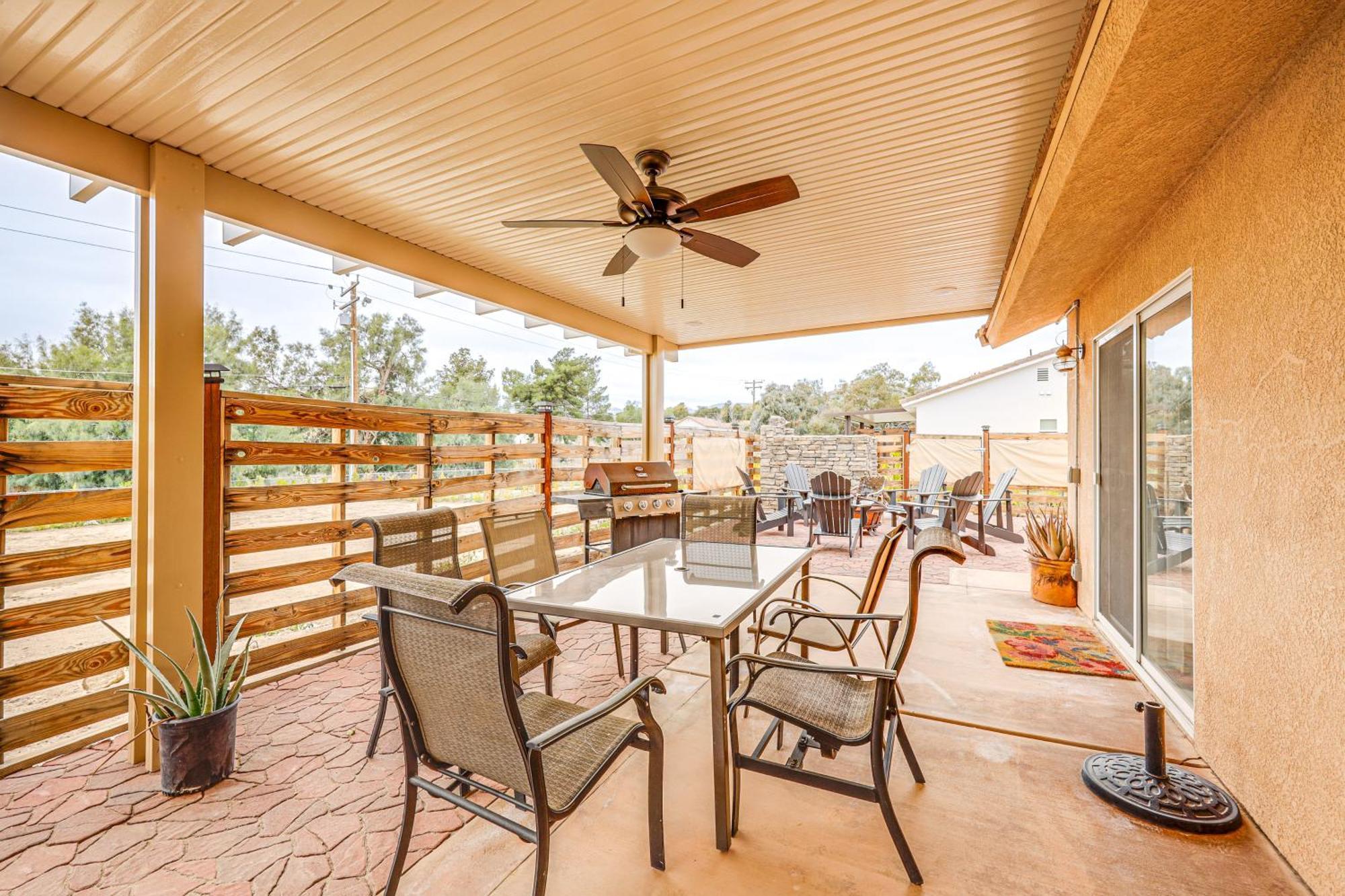 Updated Abode 22 Mi To Joshua Tree National Park! Morongo Valley Exteriör bild